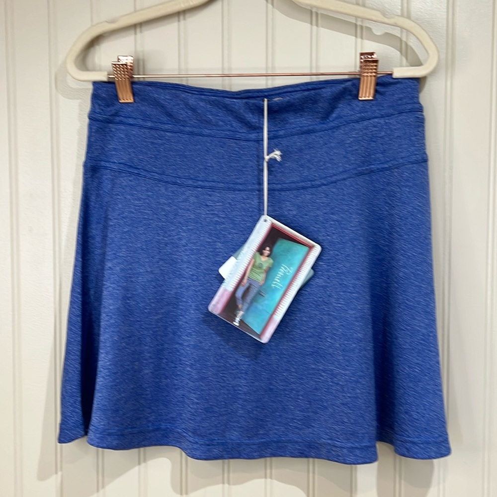 Purnell Santa Barbara woman’s skort NWT